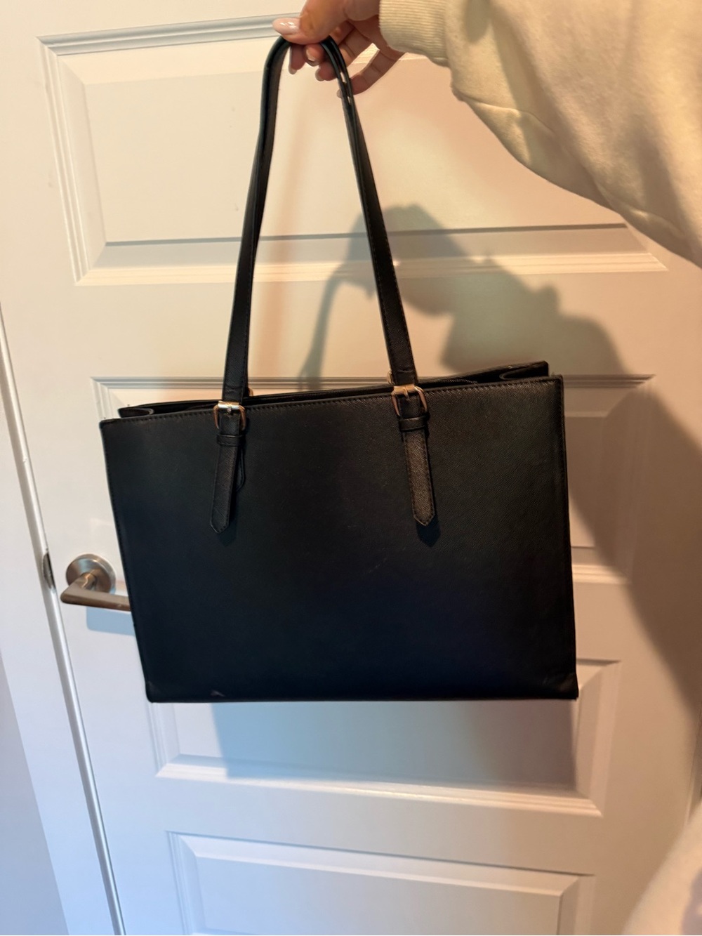 Black Laptop Shoulder Bag with Pockets